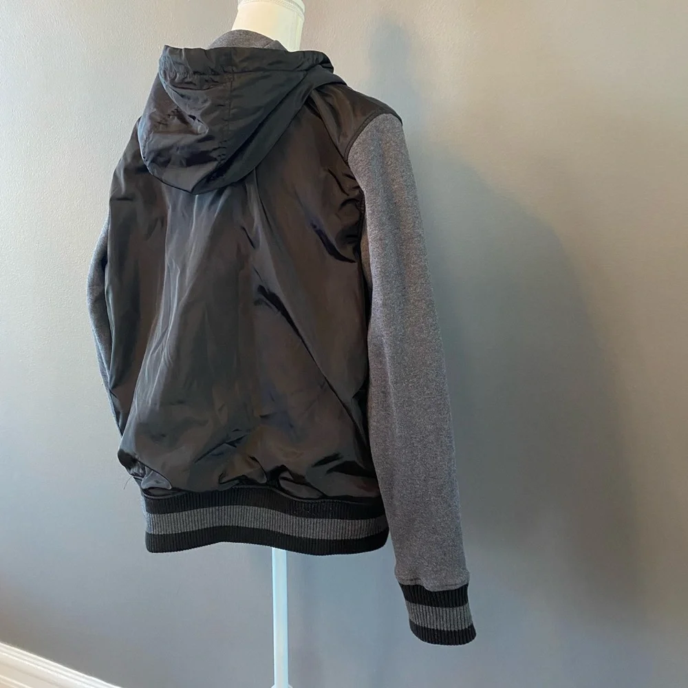 Foot Locker Jacket - Picture 3 of 5